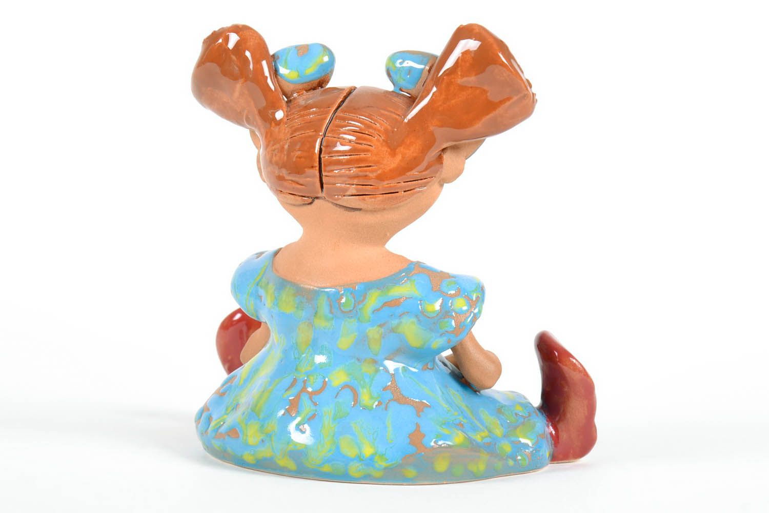 Keramik-Figur Mädchen im blauen Kleid foto 3