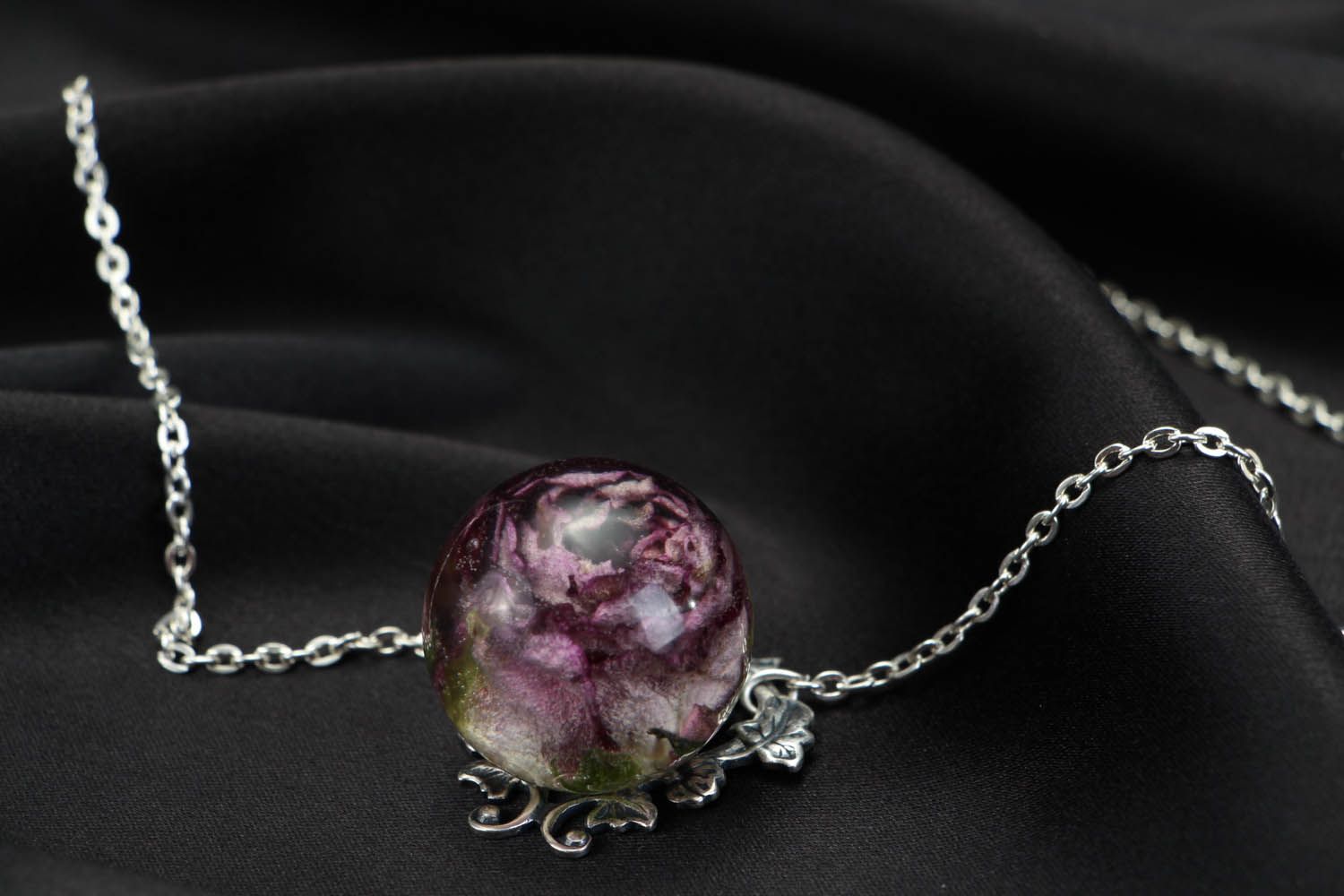 Pendant with natural rose photo 3
