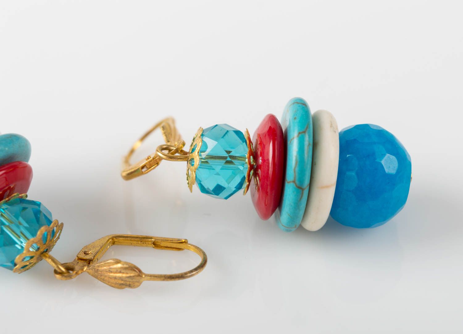 Boucles d'oreilles pendantes fait main Bijou mode design original Cadeau femme photo 4