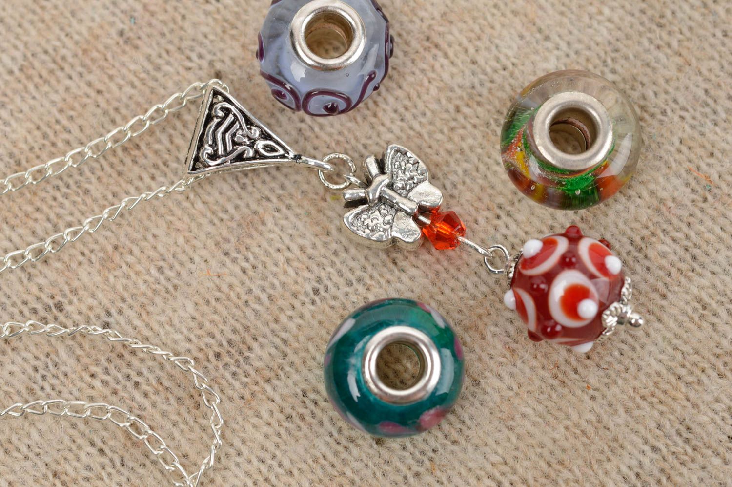 Beautiful handmade glass bead pendant designer pendant cool jewelry trends photo 1