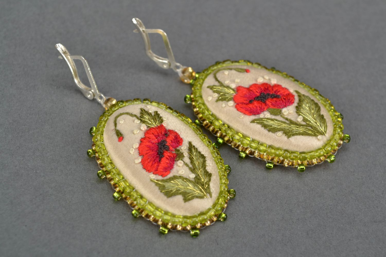 Satin stitch embroidered earrings with beads Poppies photo 4