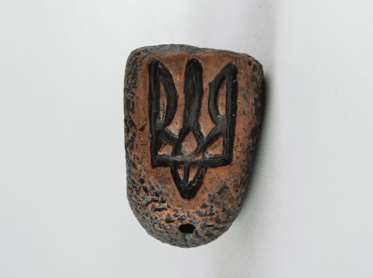 Smoking pipe with the Ukrainian coat of arms photo 3