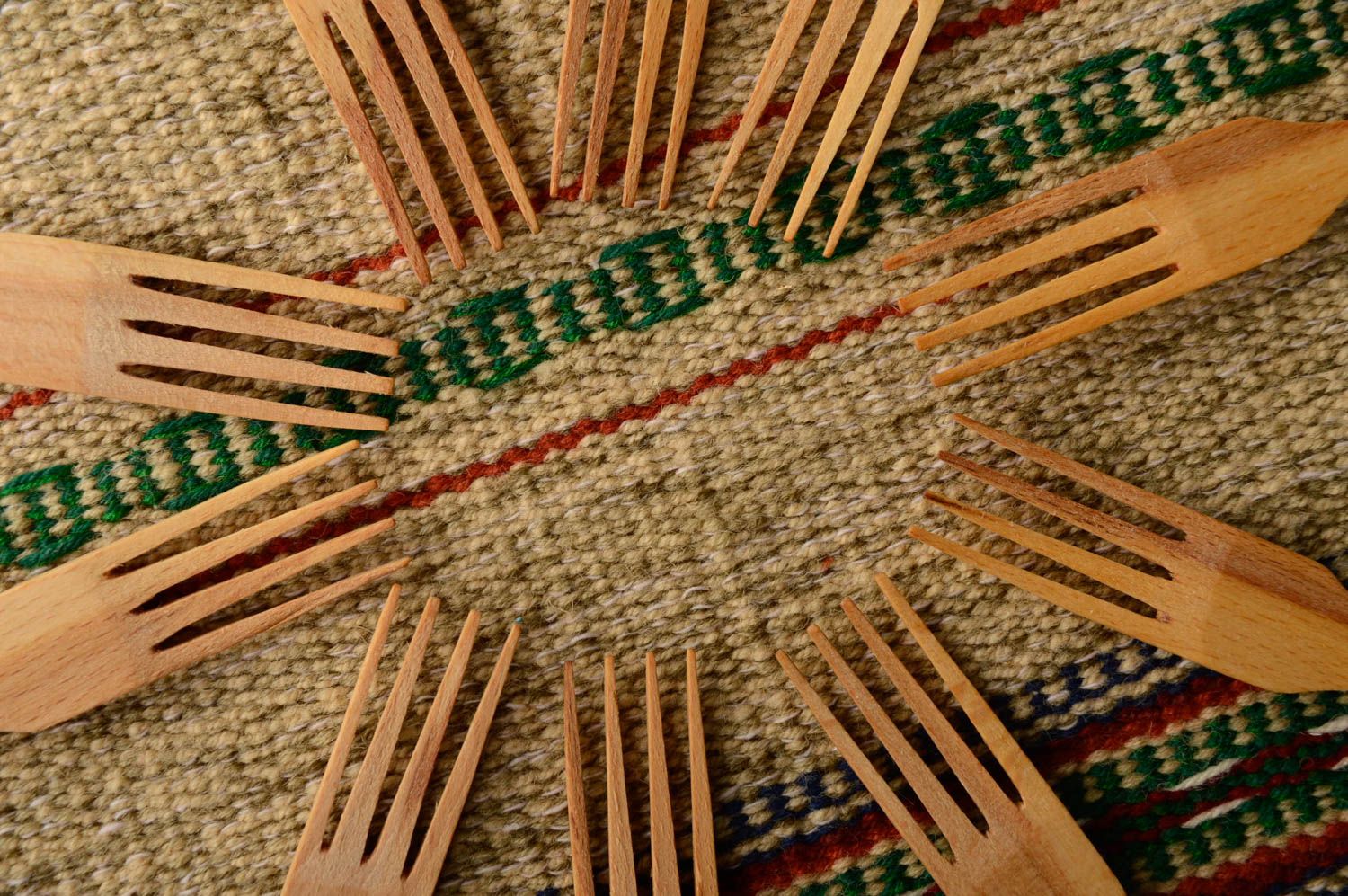 Fourchettes de bois naturel faites main ensemble de 10 pièces écologiques photo 3