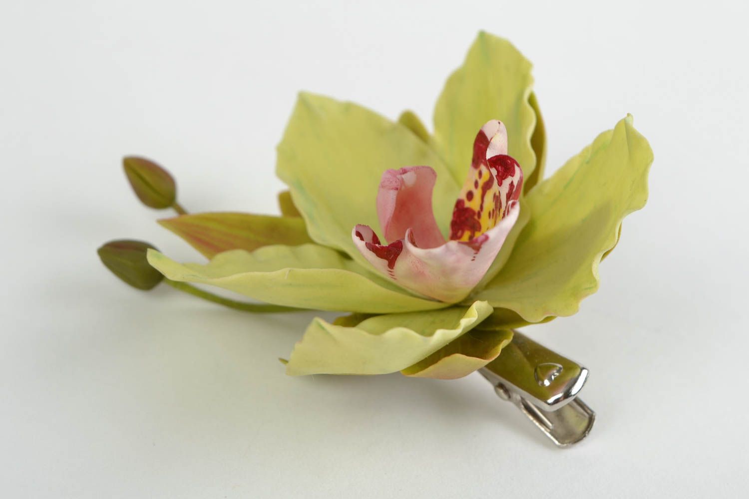 Заколка брошь из холодного фарфора в виде орхидеи ручной работы объемная красивая фото 3