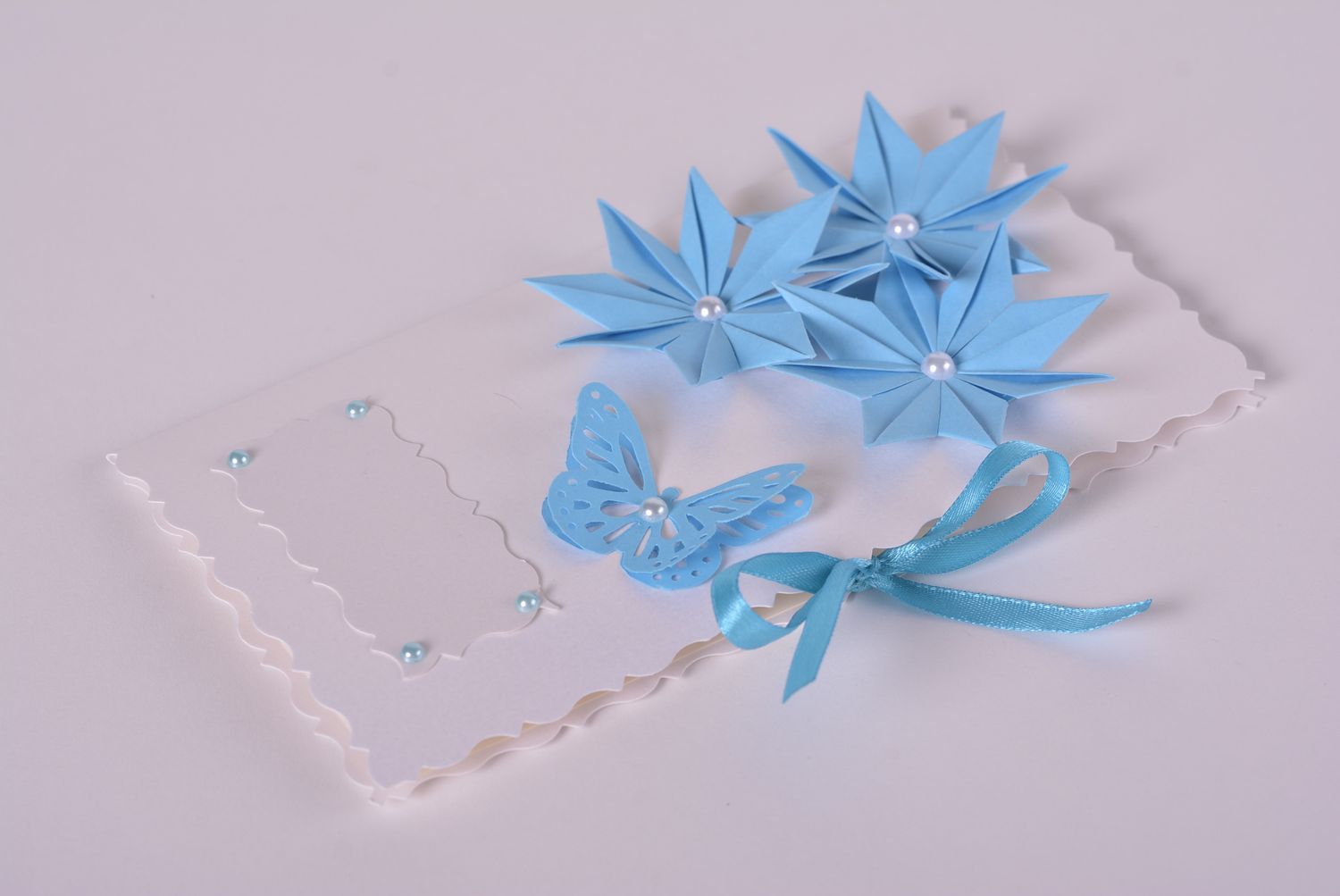 Carte de voeux design faite main en carton blanc-bleu originale Idée cadeau photo 1