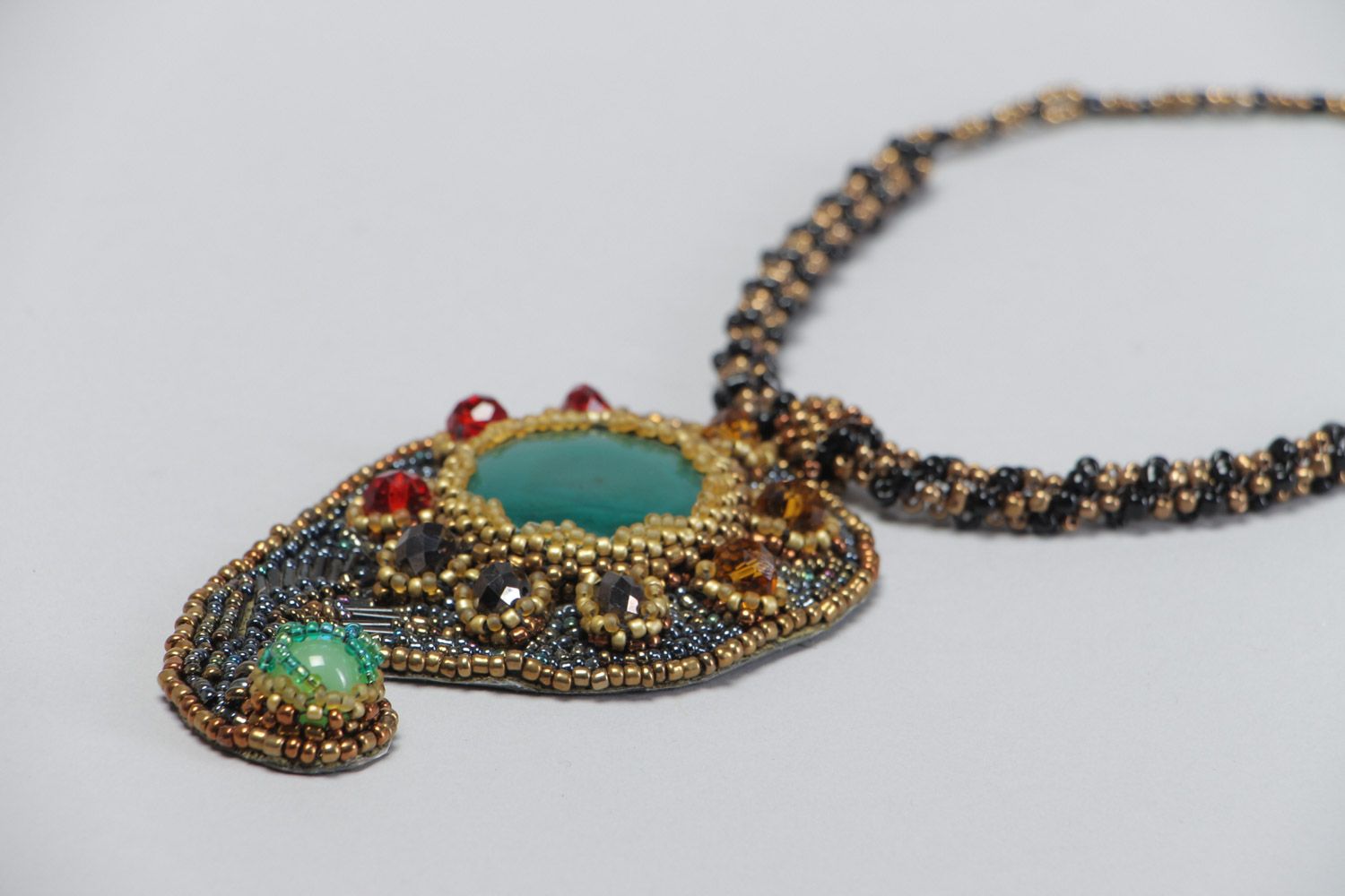 Handmade beaded pendant with natural nephrite for women Turkish Cucumber photo 3