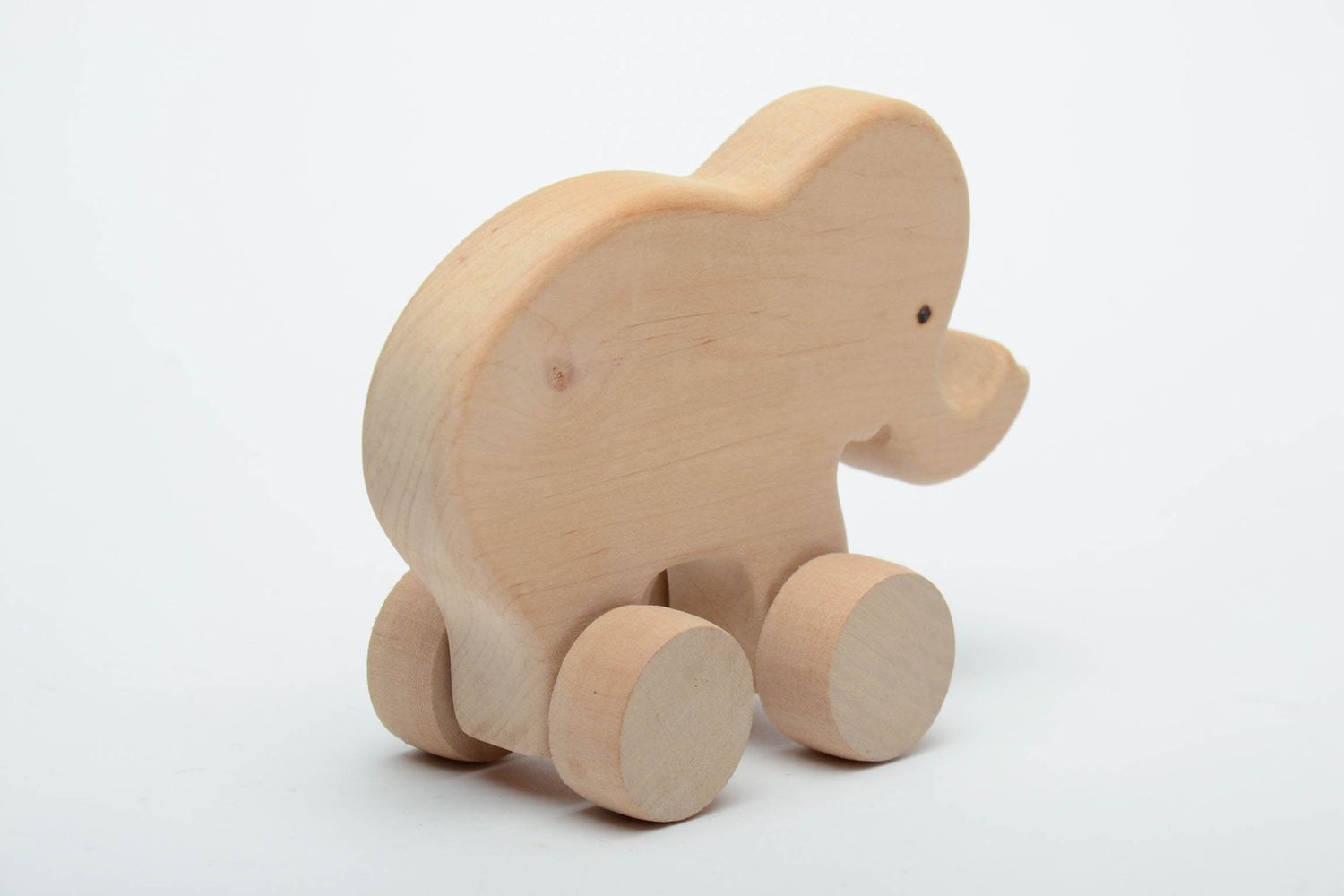 Children's wooden wheeled toy elephant photo 3