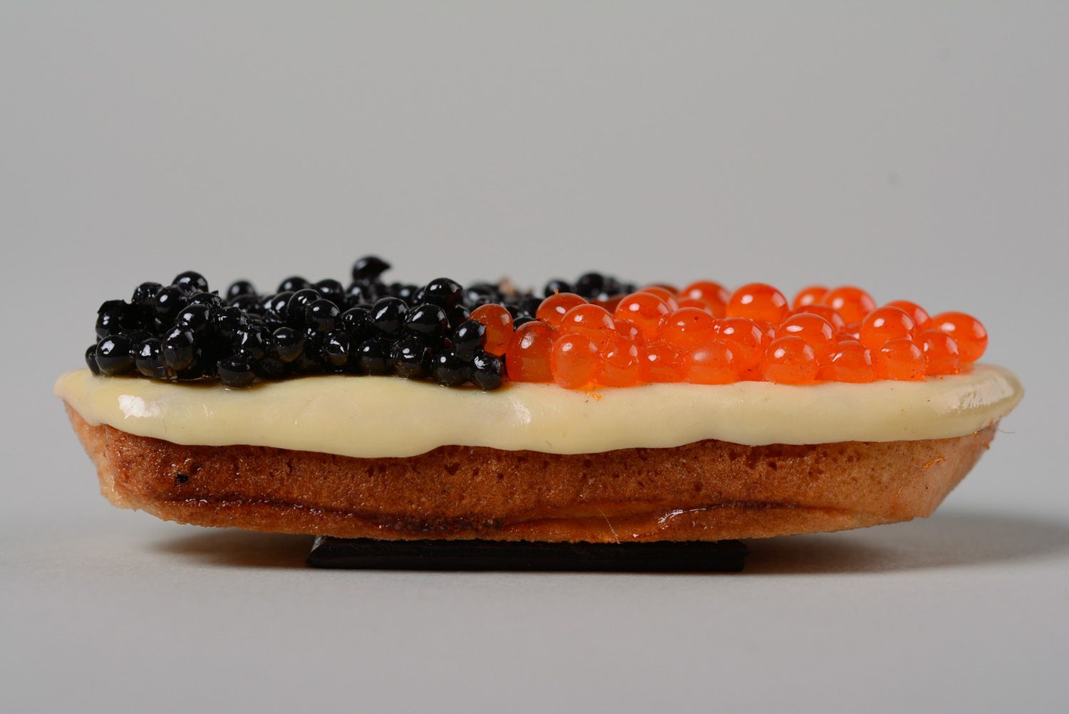 Handmade decorative polymer clay fridge magnet sandwich with black and red caviar photo 3