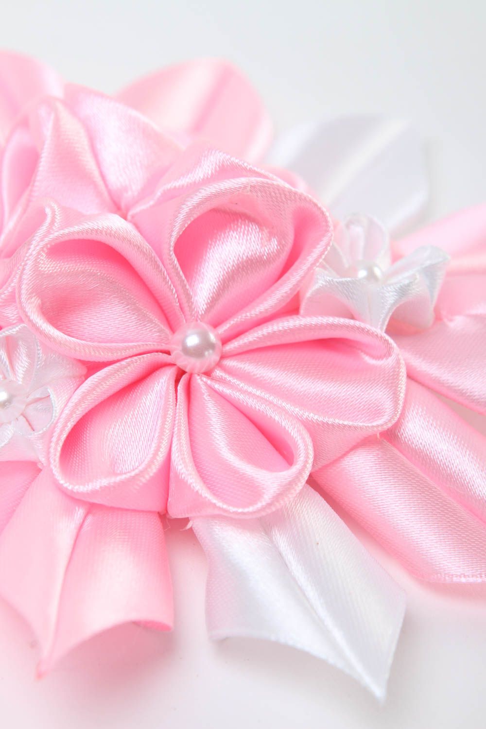 Аксессуар для волос ручной работы заколка-цветок авторское украшение розовое фото 3