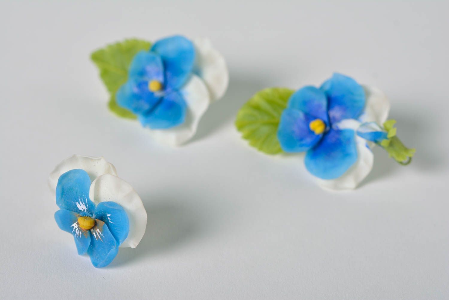 Handmade polymer clay jewelry set 2 pieces flower ring and stud earrings photo 1