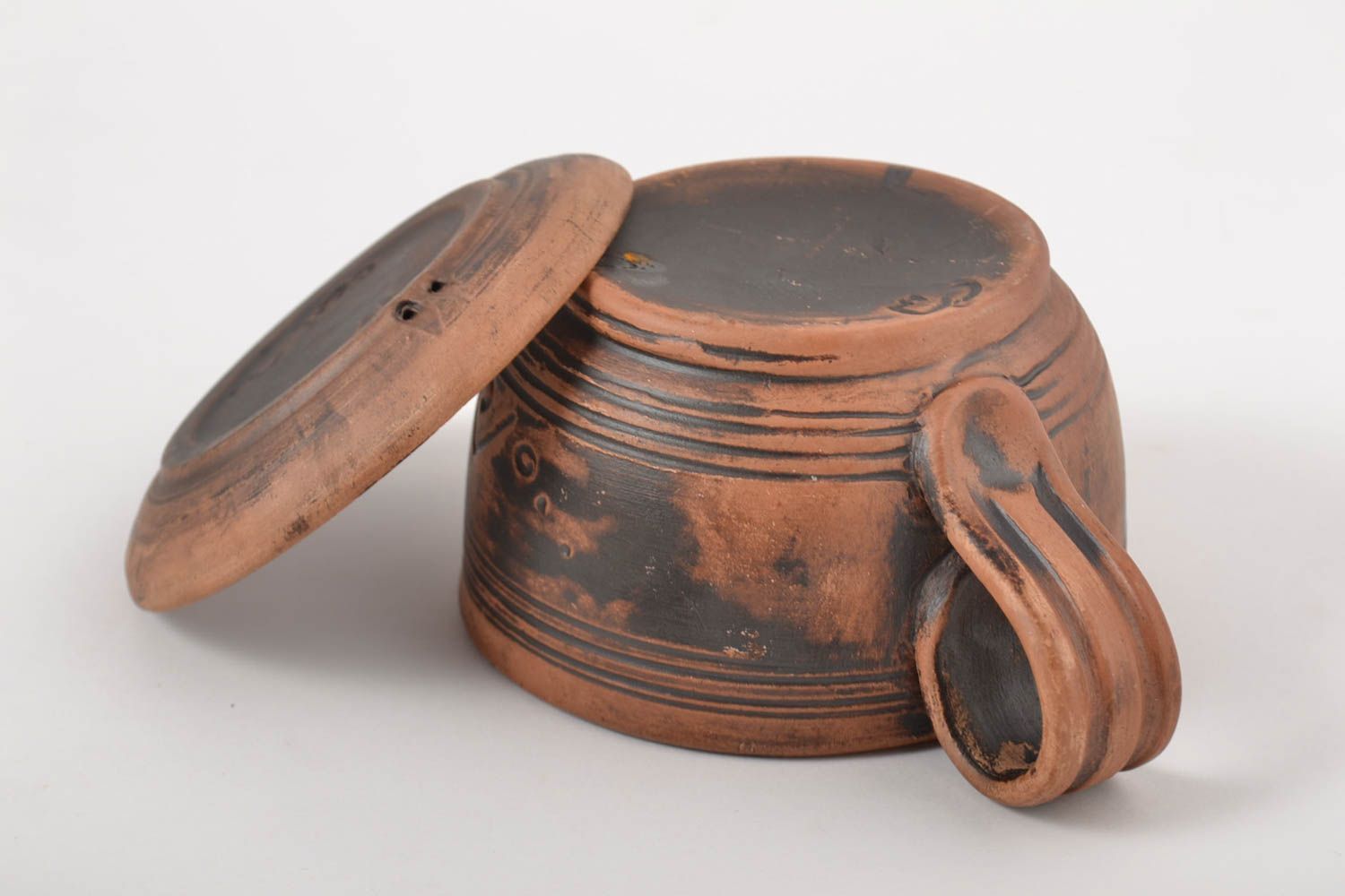 Tasse und Untertasse Ton Geschirr schönes handgemachtes Geschirr Keramik Tasse  foto 10