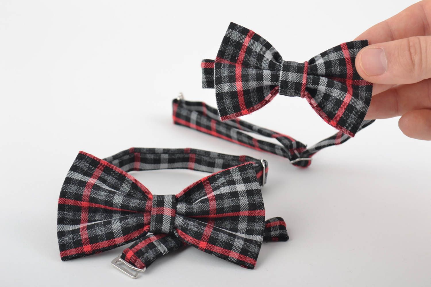 Set of 2 handmade two sided checkered bow ties with straps 490 mm and 430 mm photo 5
