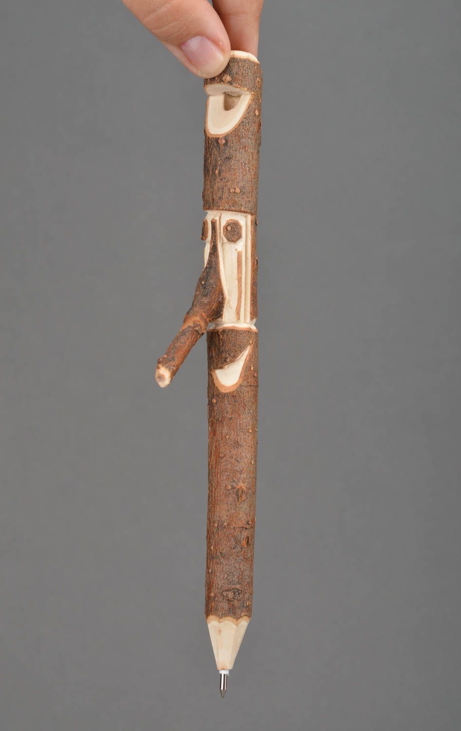 Bolígrafo original de madera con silbato hecho a mano tallado ecológico foto 2