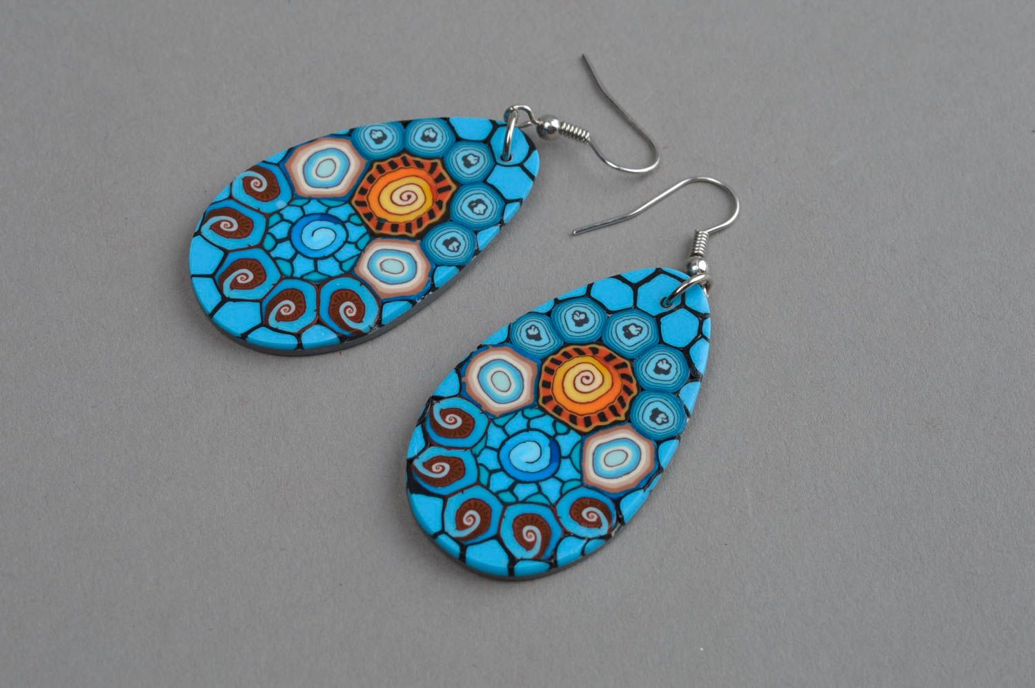 Grelle schöne ovale handgemachte Ohrringe aus Polymerton in Blau für Damen foto 2