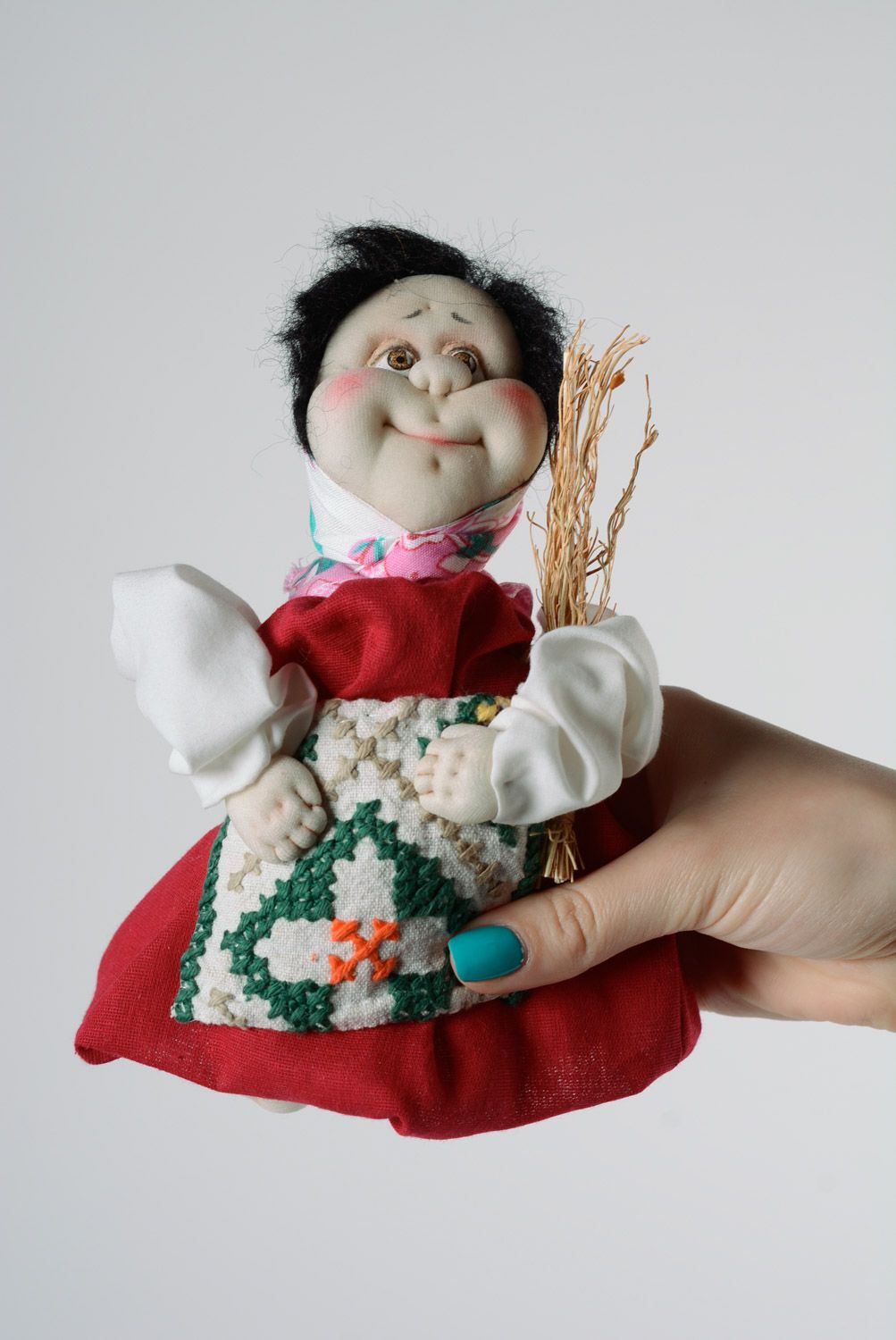 Muñeca de trapo artesanal talismán para casa en estilo étnico juguete  foto 4