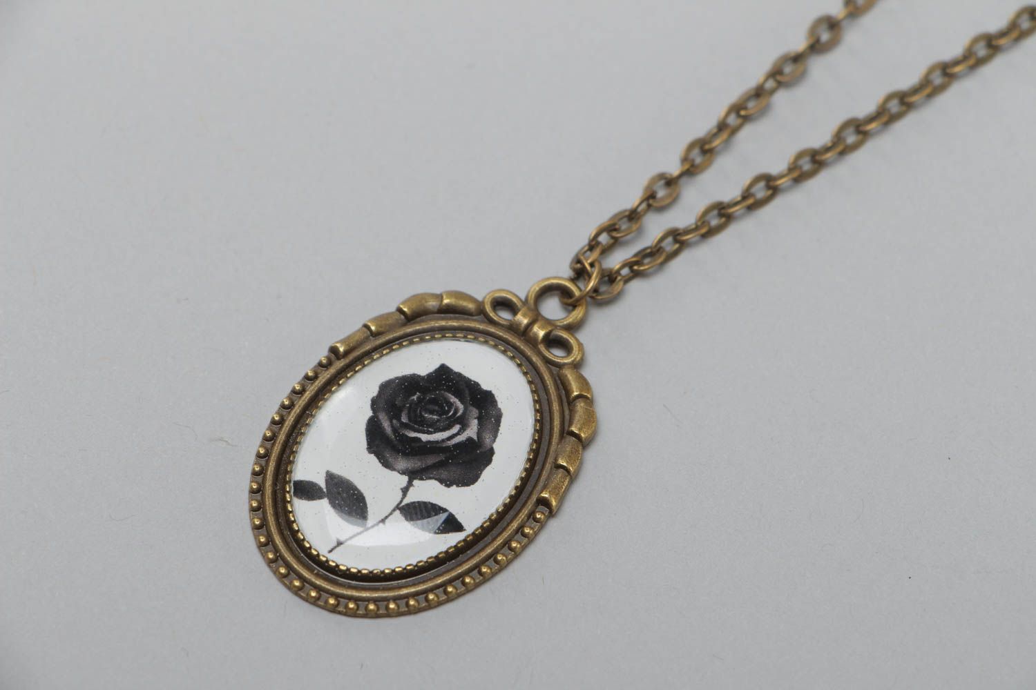 Handmade vintage glass glaze neck pendant with long chain 610 mm photo 3