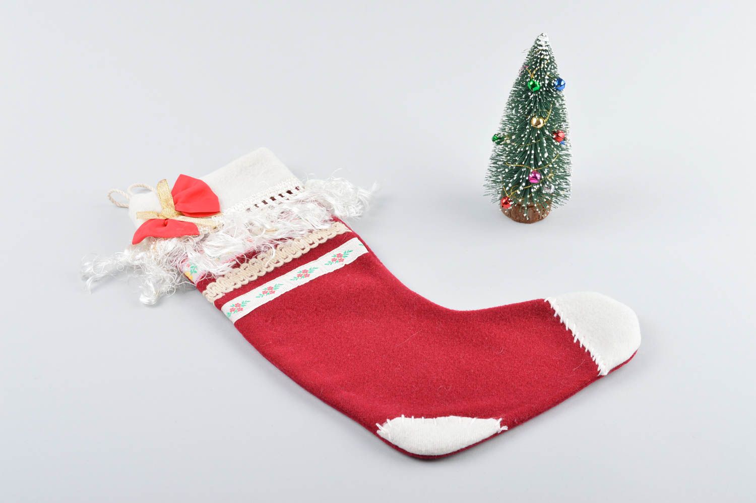 Chaussette Noël faite main Déco Noël rubans rouge tissu Décoration à suspendre photo 2