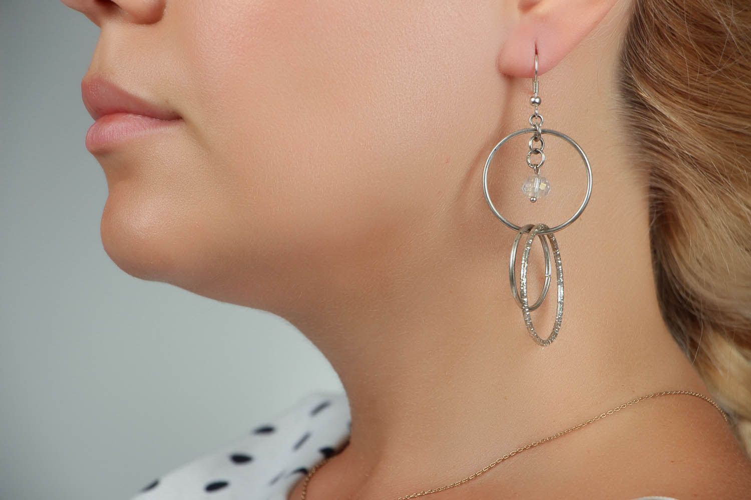 Metal earrings with crystal photo 5