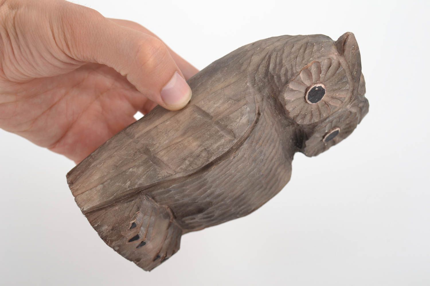 Figura de madera con forma de lechuza tallada artesanal para decorar casa foto 2