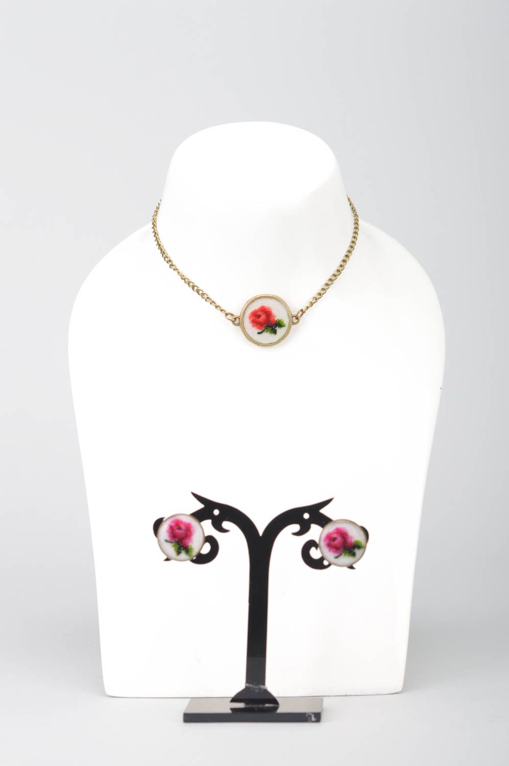 Bisutería artesanal collar y pendientes bordados accesorios para mujer  foto 1