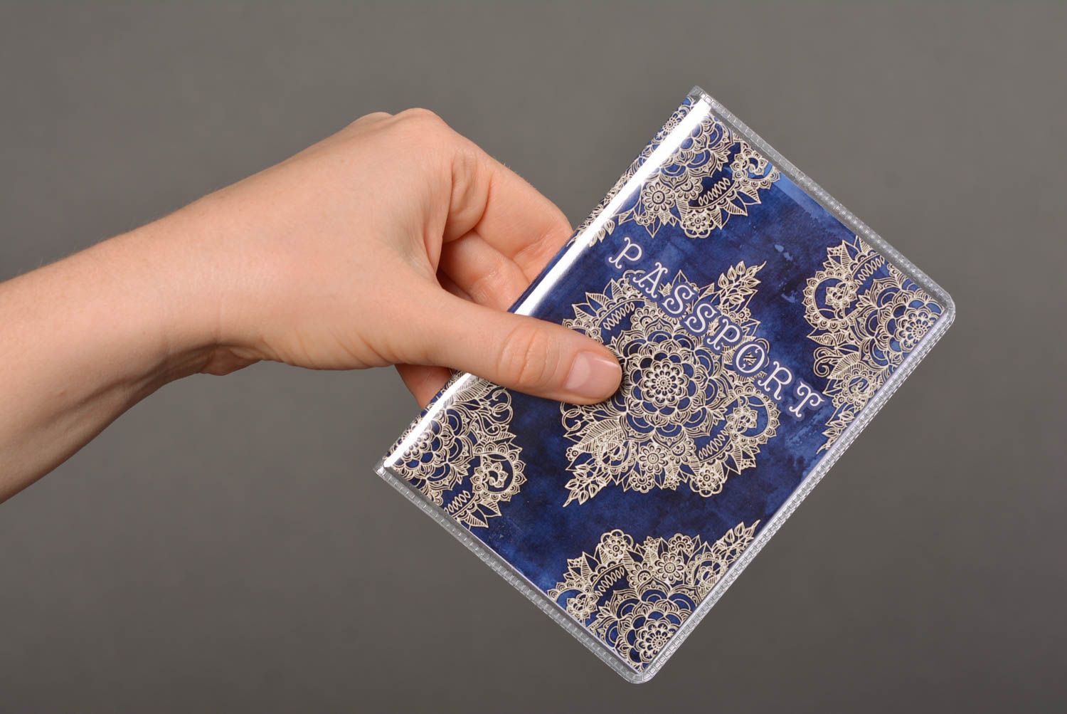 Étui passeport fait main Protège-passeport bleu foncé Cadeau original pour femme photo 4