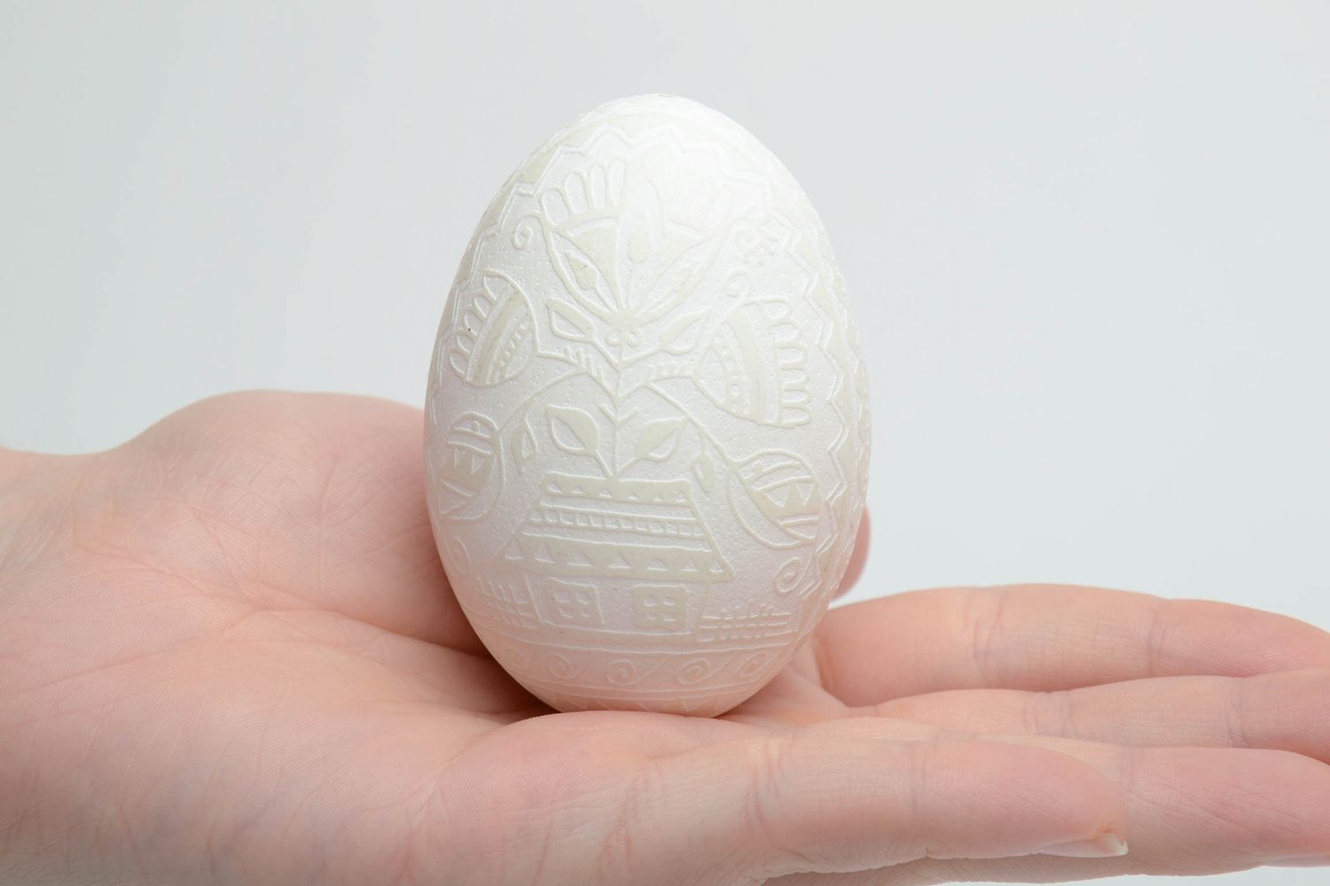 Designer Easter egg etched with vinegar photo 5