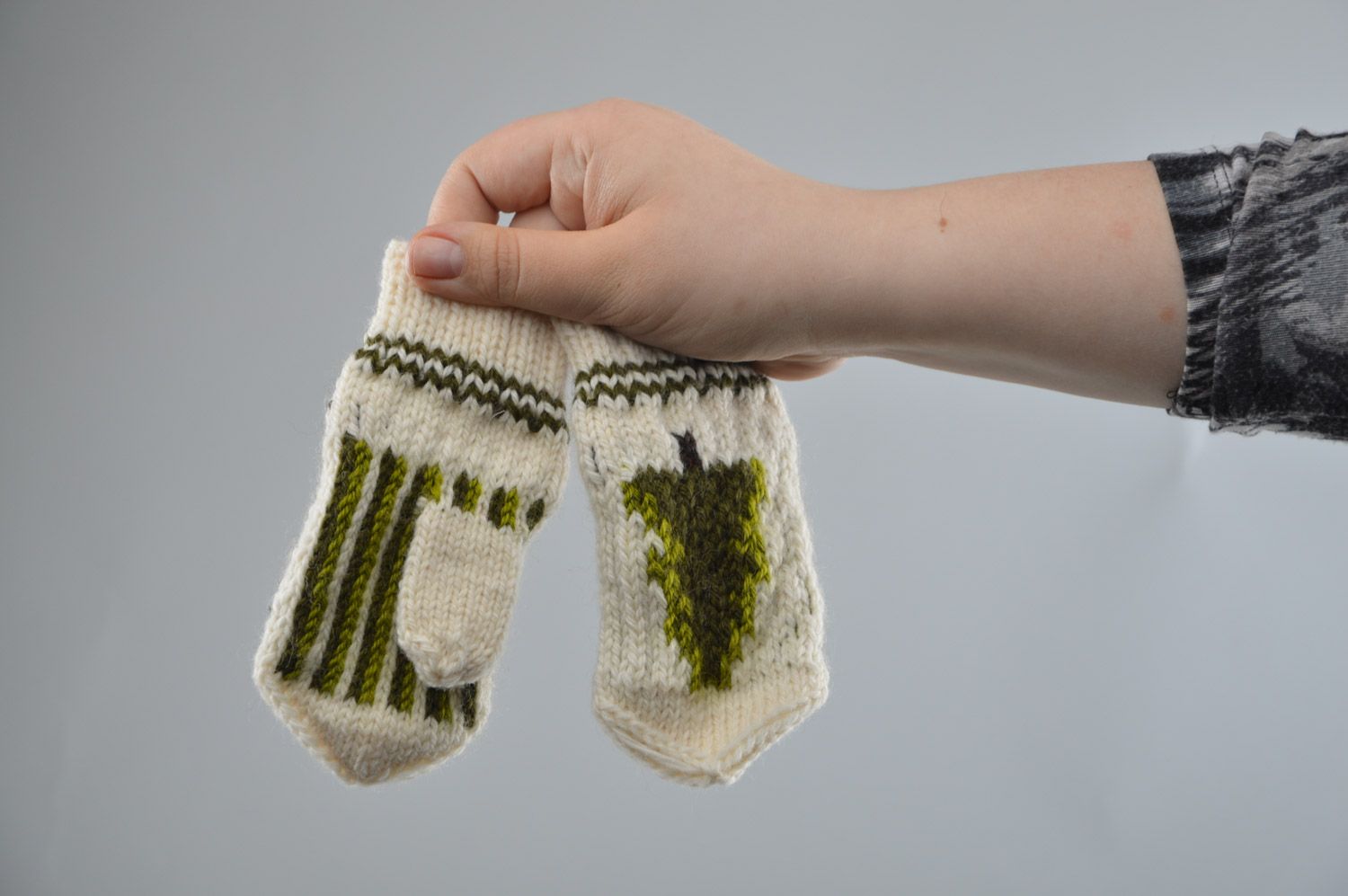 Handmade small mittens knitted of natural wool with fir trees Christmas present photo 3