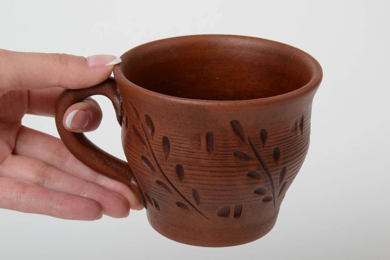 Large 13 oz handmade clay glazed drinking cup with handle and floral pattern in Japanese style photo 5