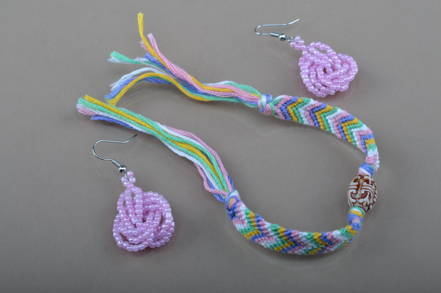 Handmade tender jewelry set beaded dangle earrings and friendship wrist bracelet photo 2