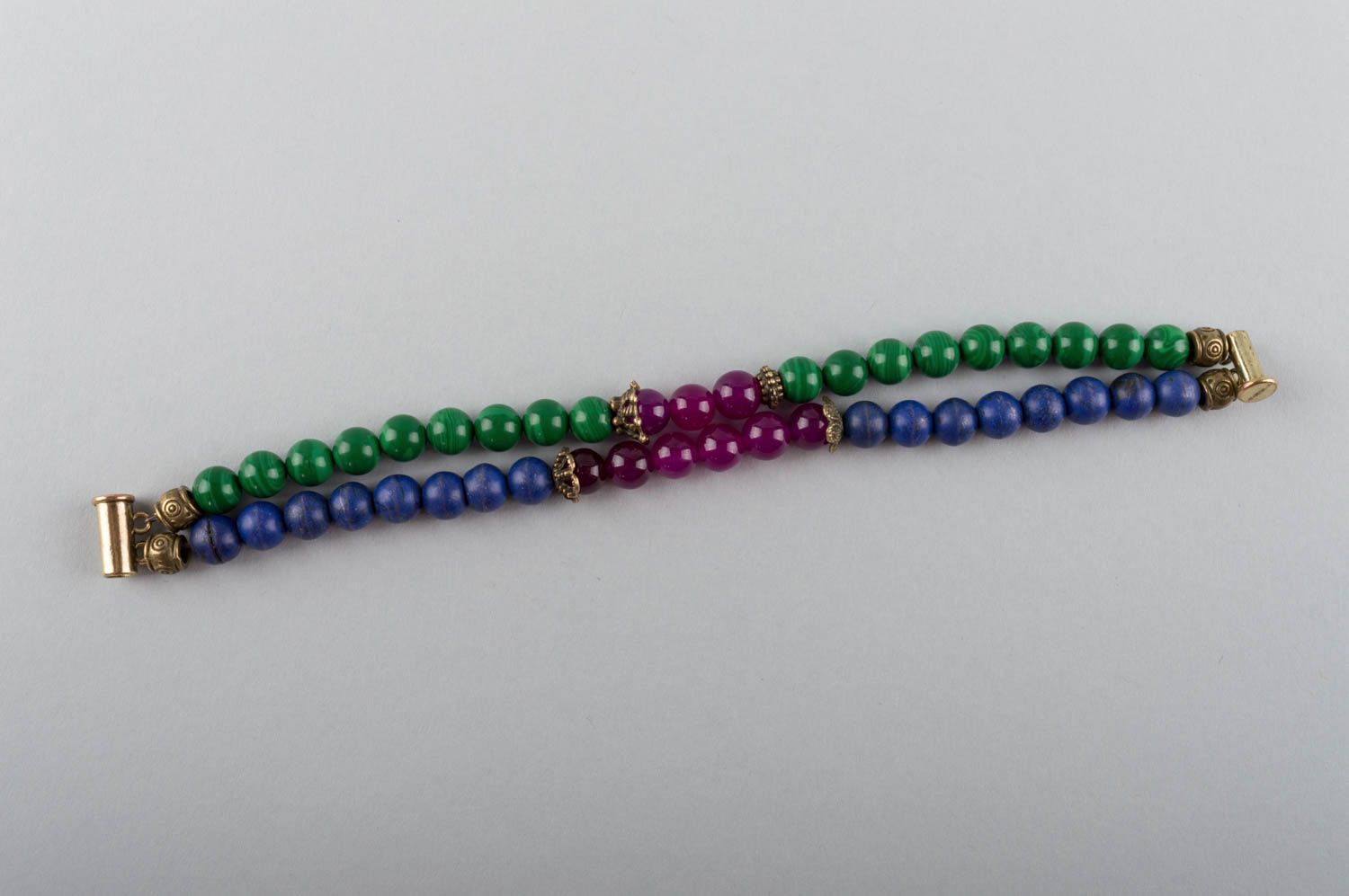 Bracelet fait main en malachite lazurite et laiton multicolore à deux rangs photo 2