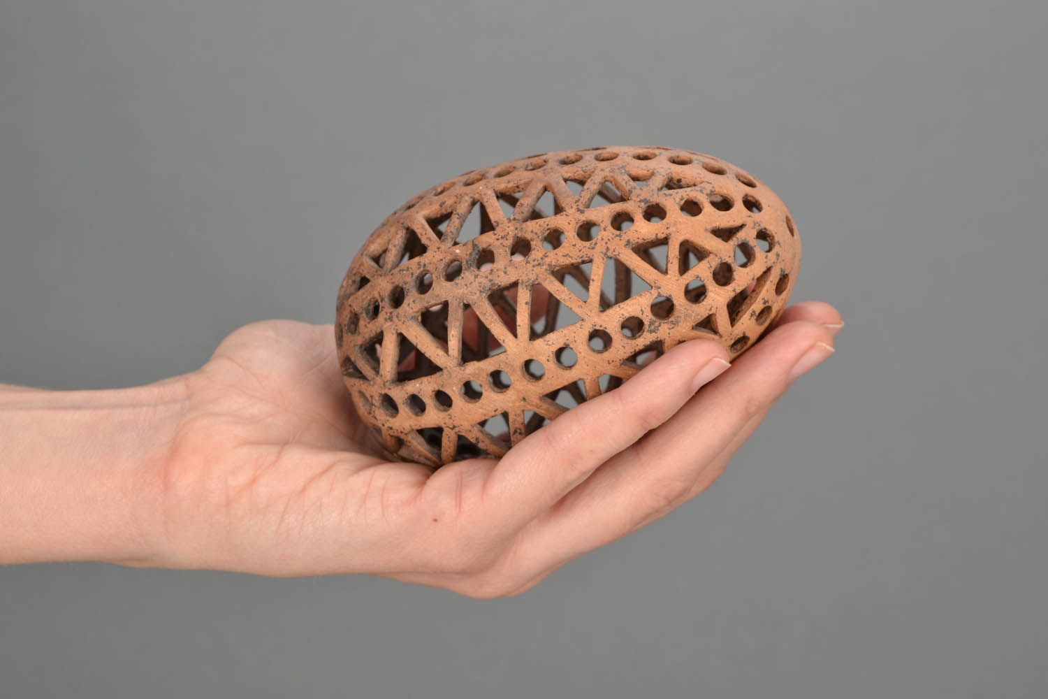 Ovo de cerâmica para Páscoa feito à mão  foto 2