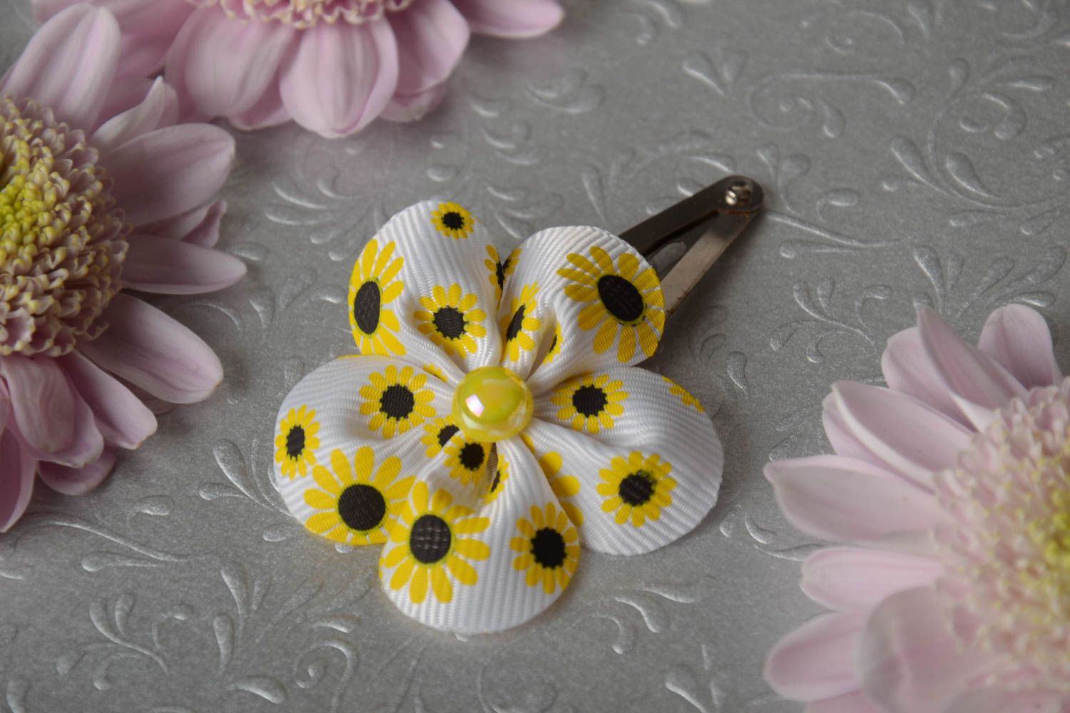 Decorative metal hair clip with small white and yellow ribbon flower with bead  photo 1