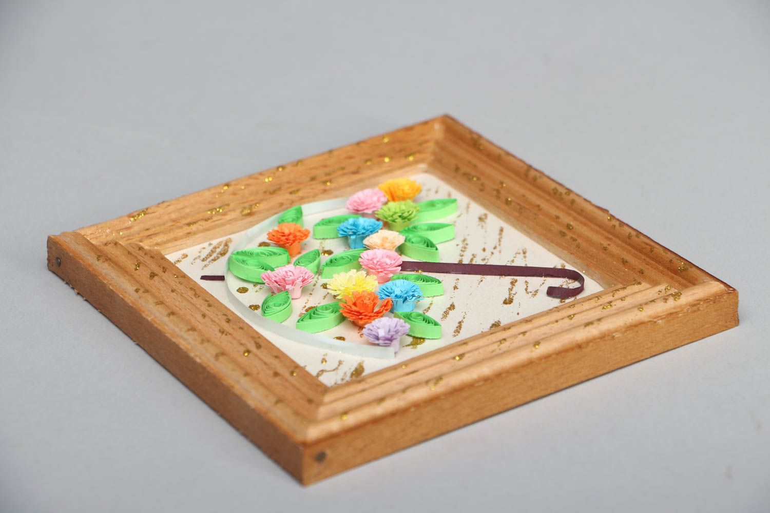 Small quilling wall panel photo 3