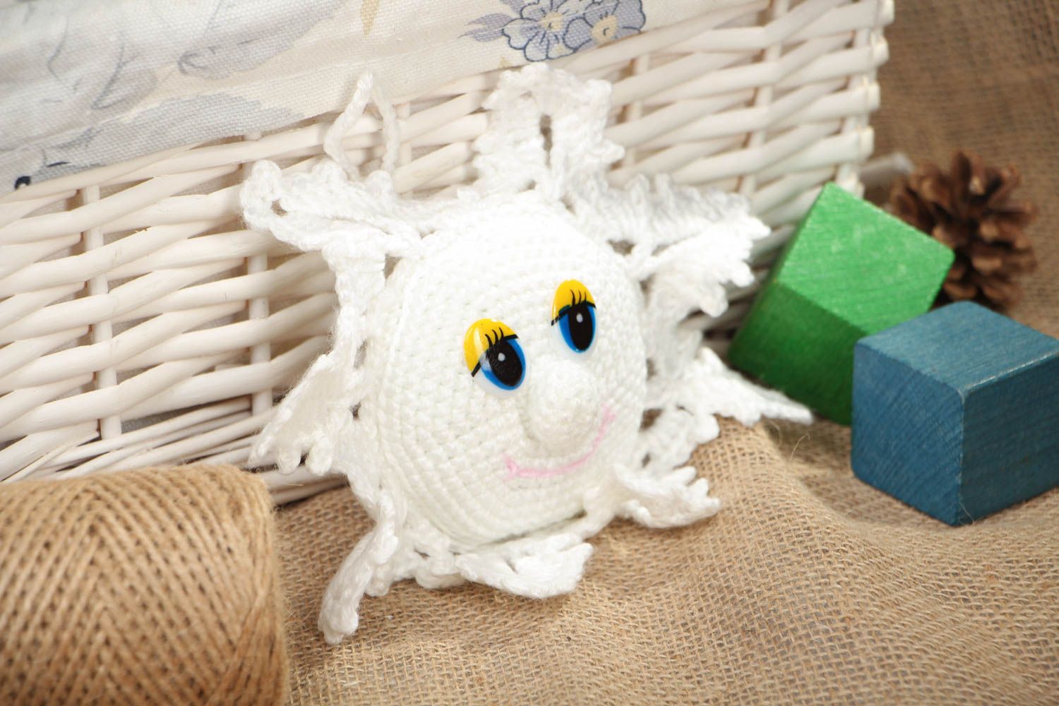 Crochet toy with eyelet Snowflake photo 4