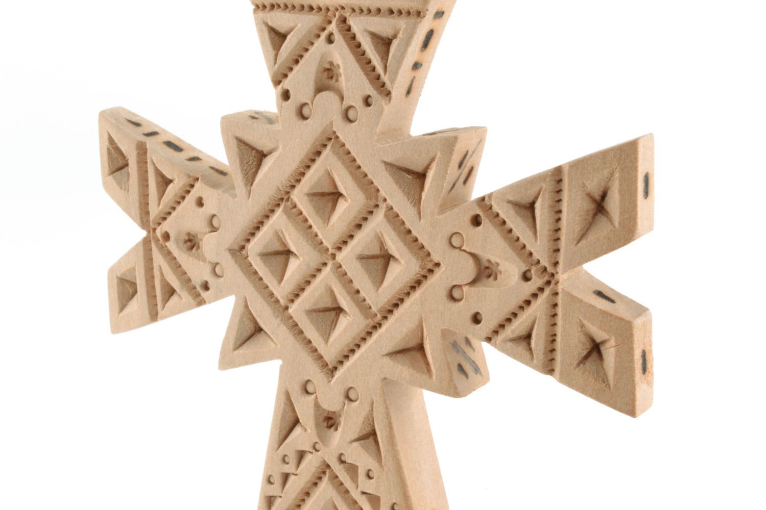 Wooden cross necklace photo 4
