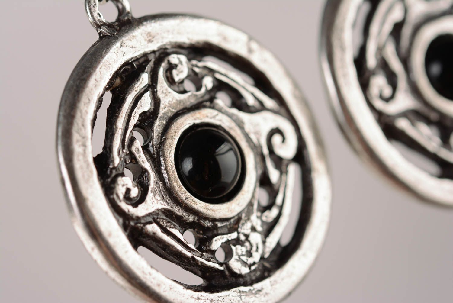Metal earrings Kolovrat photo 2