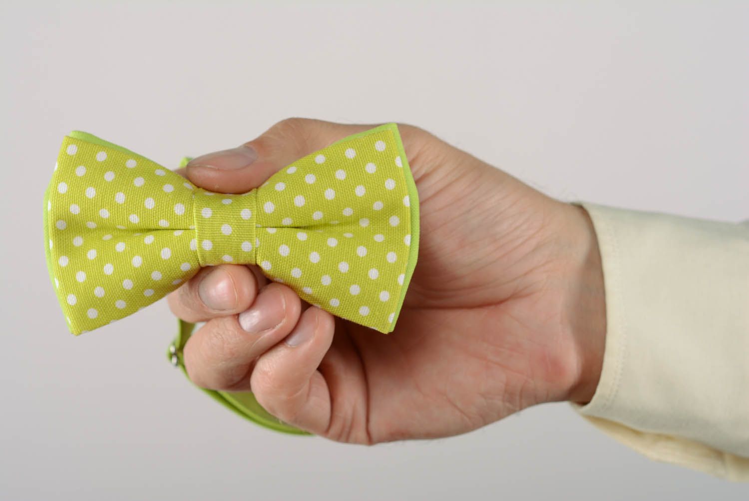 Lime green bow tie photo 5