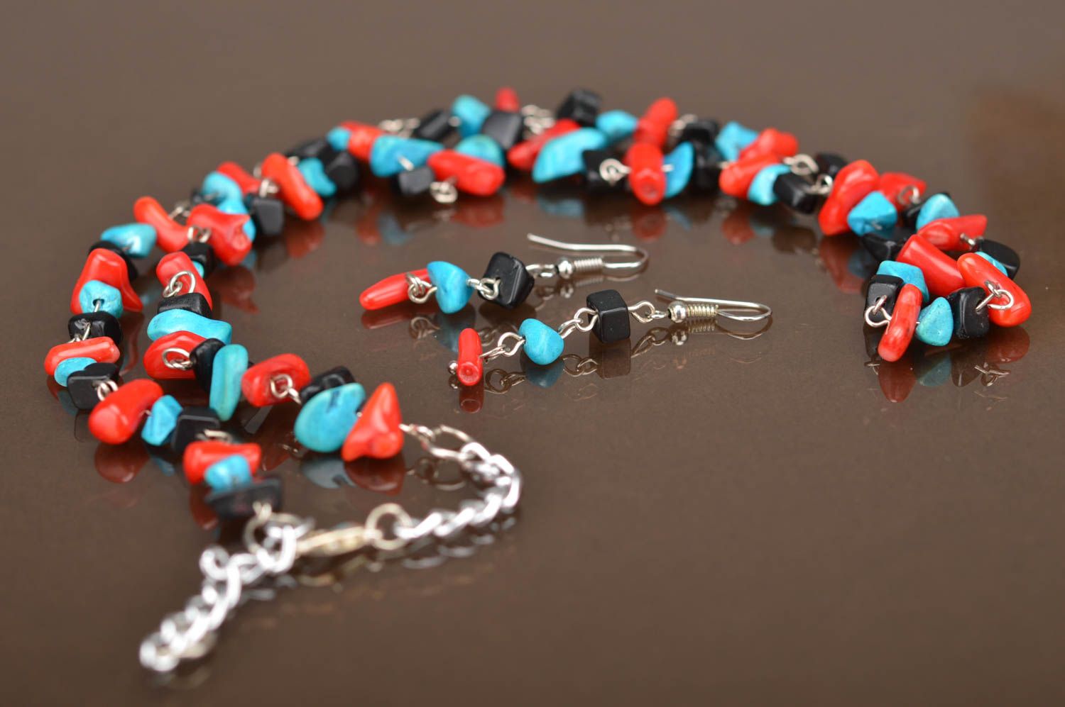 Handmade designer jewelry set with natural stones coral earrings and necklace photo 5