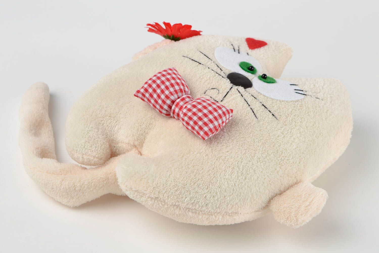 Handmade Katze Stofftier Geschenk Idee Kuscheltier für Kleinkinder aus Mohär foto 3