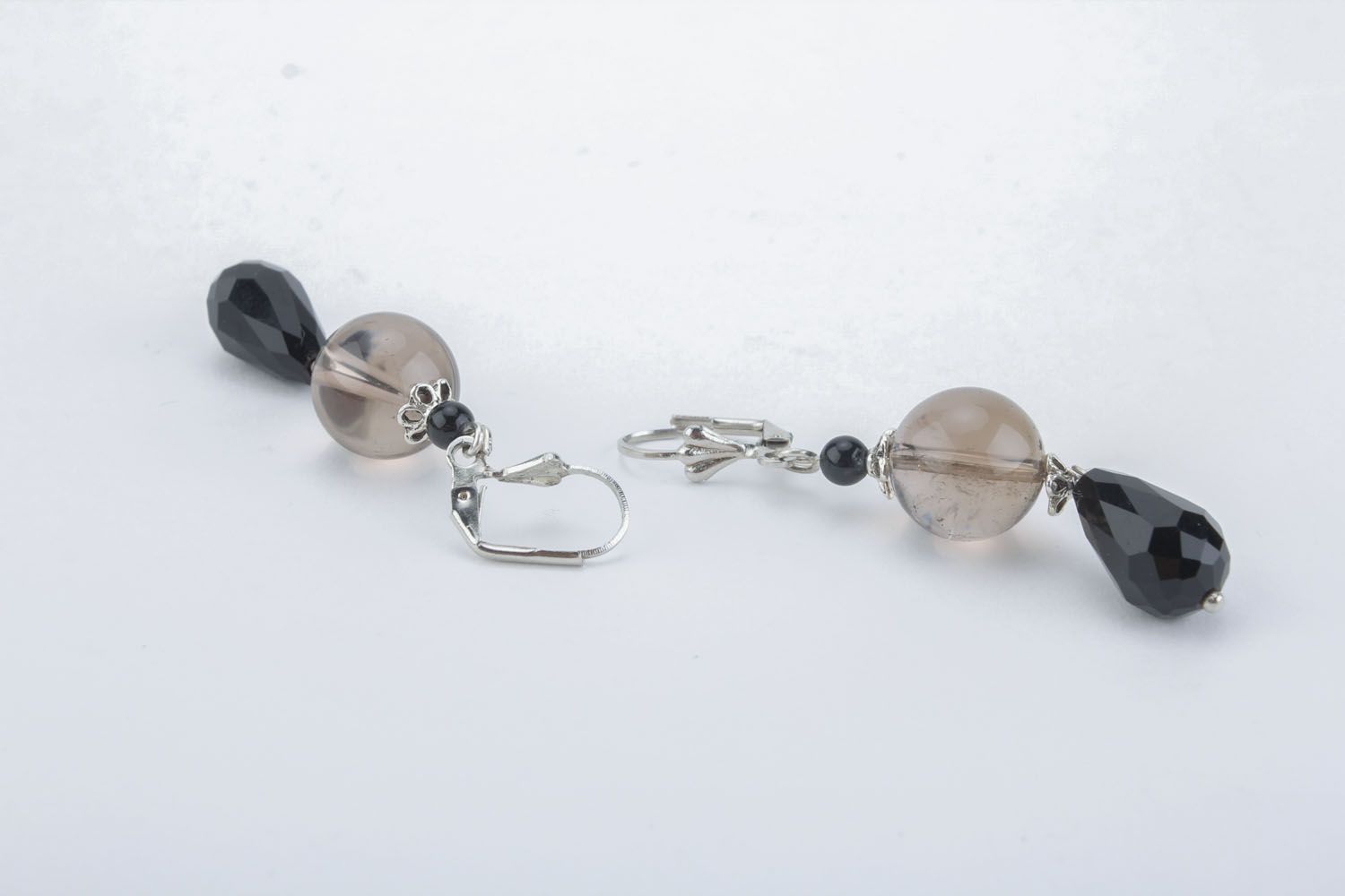 Earrings with agate and quartz photo 2