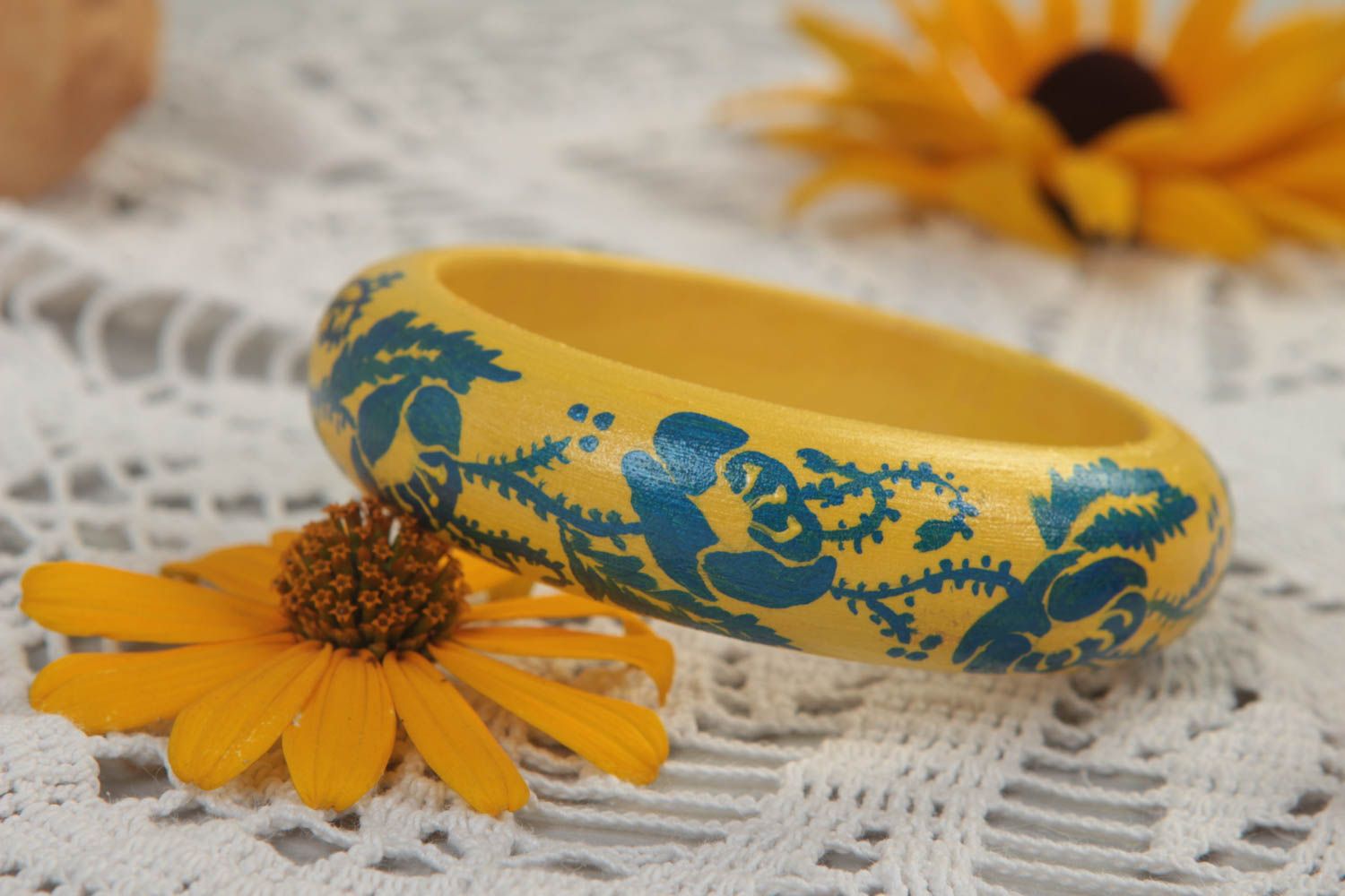 Holz Armband handgemachter Schmuck Damen Armband mit Blumenmuster modisch foto 2