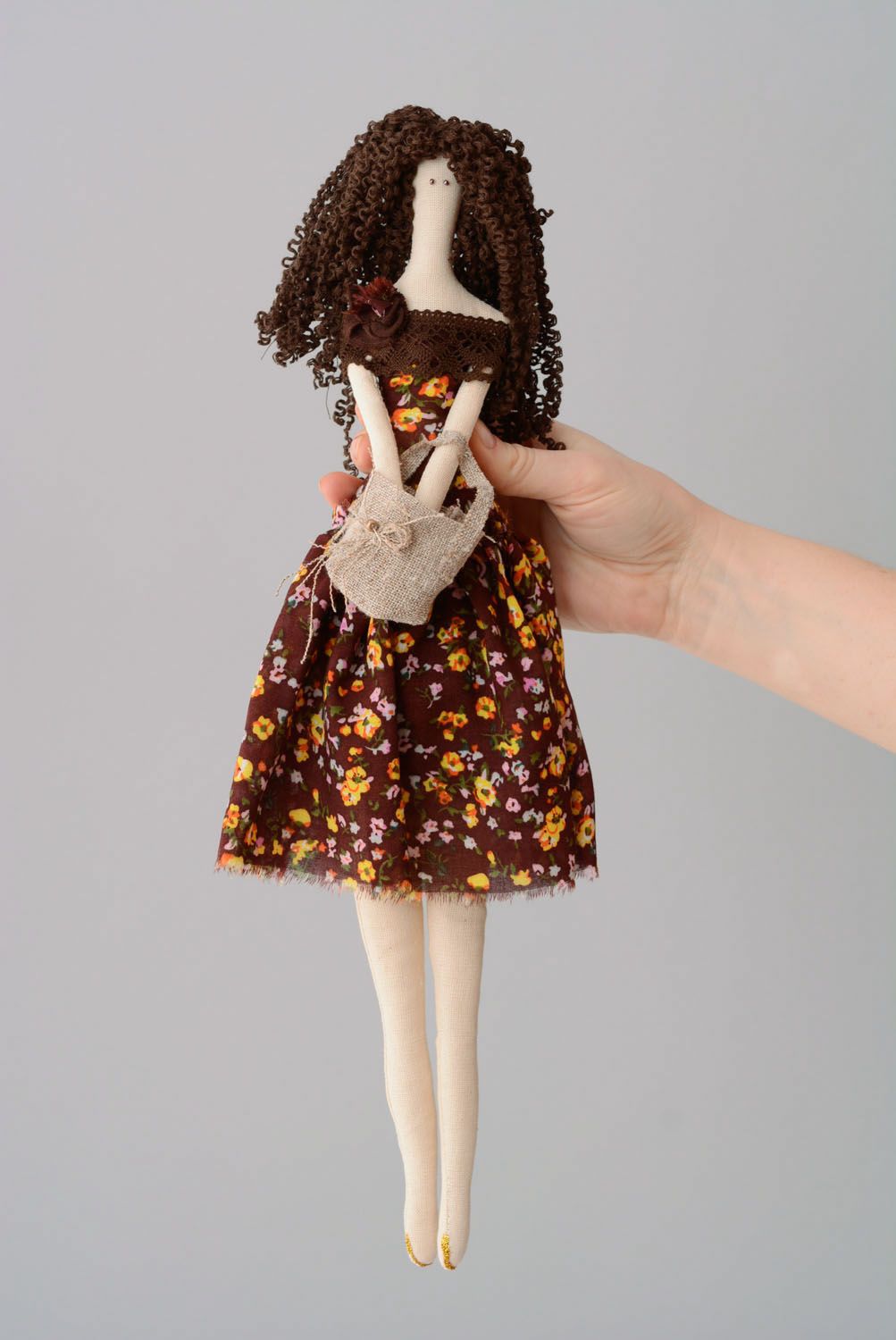 Мягкая кукла для интерьера Кофейница-успешница фото 3