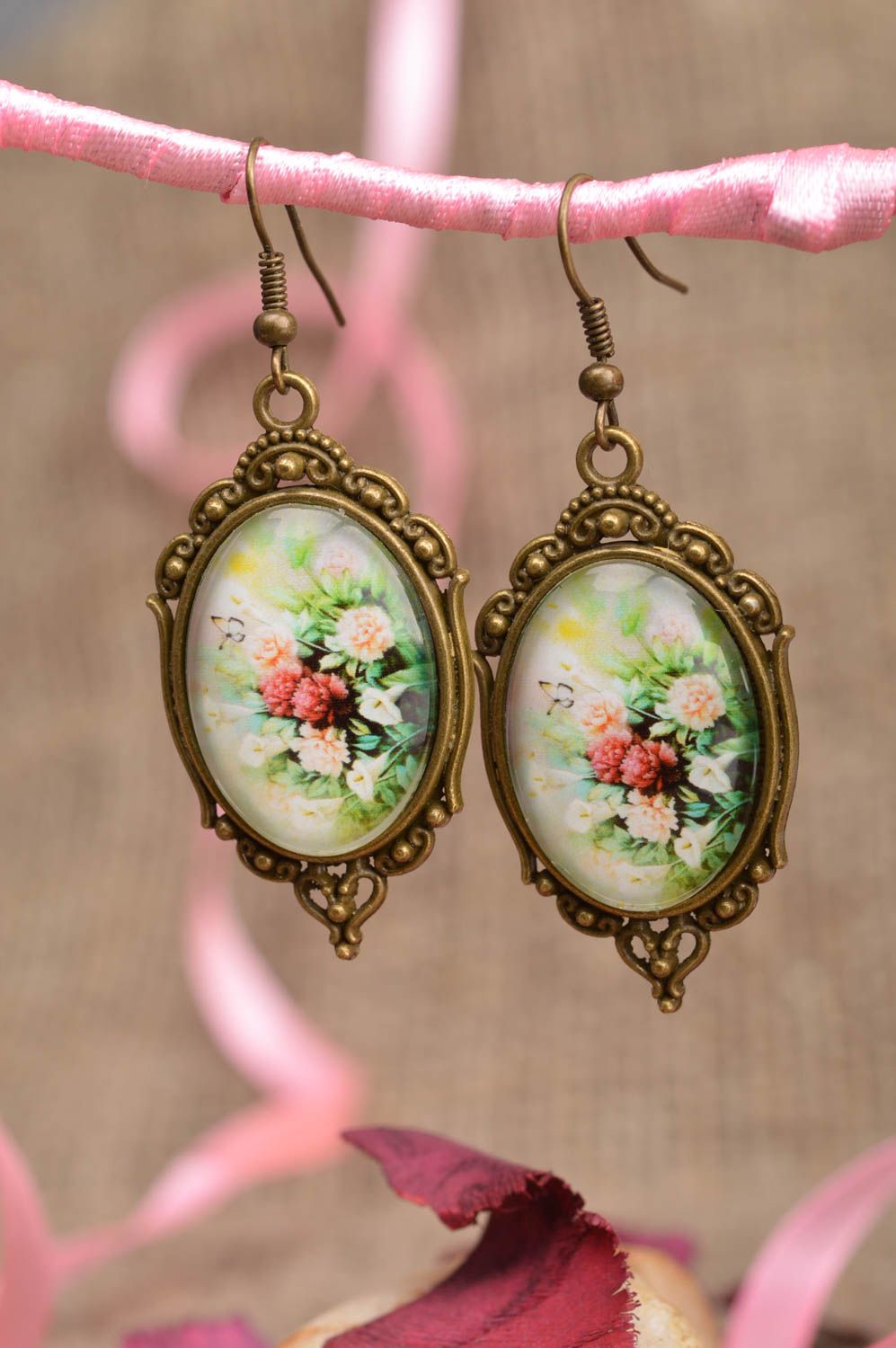 Boucles d'oreilles ovales pendantes claires florales faites main vintage photo 1