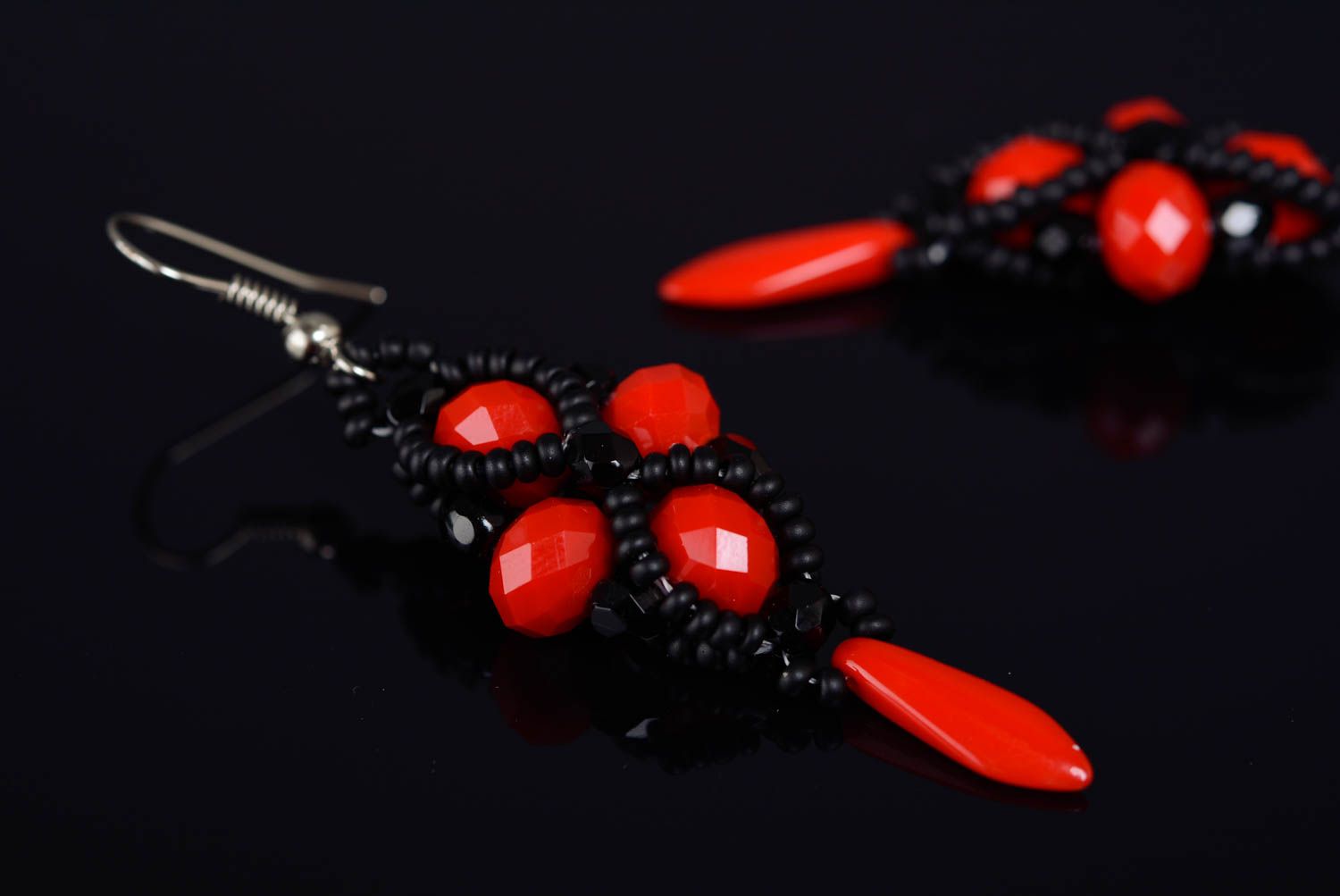 Beautiful red and black handmade elegant long beaded earrings photo 3