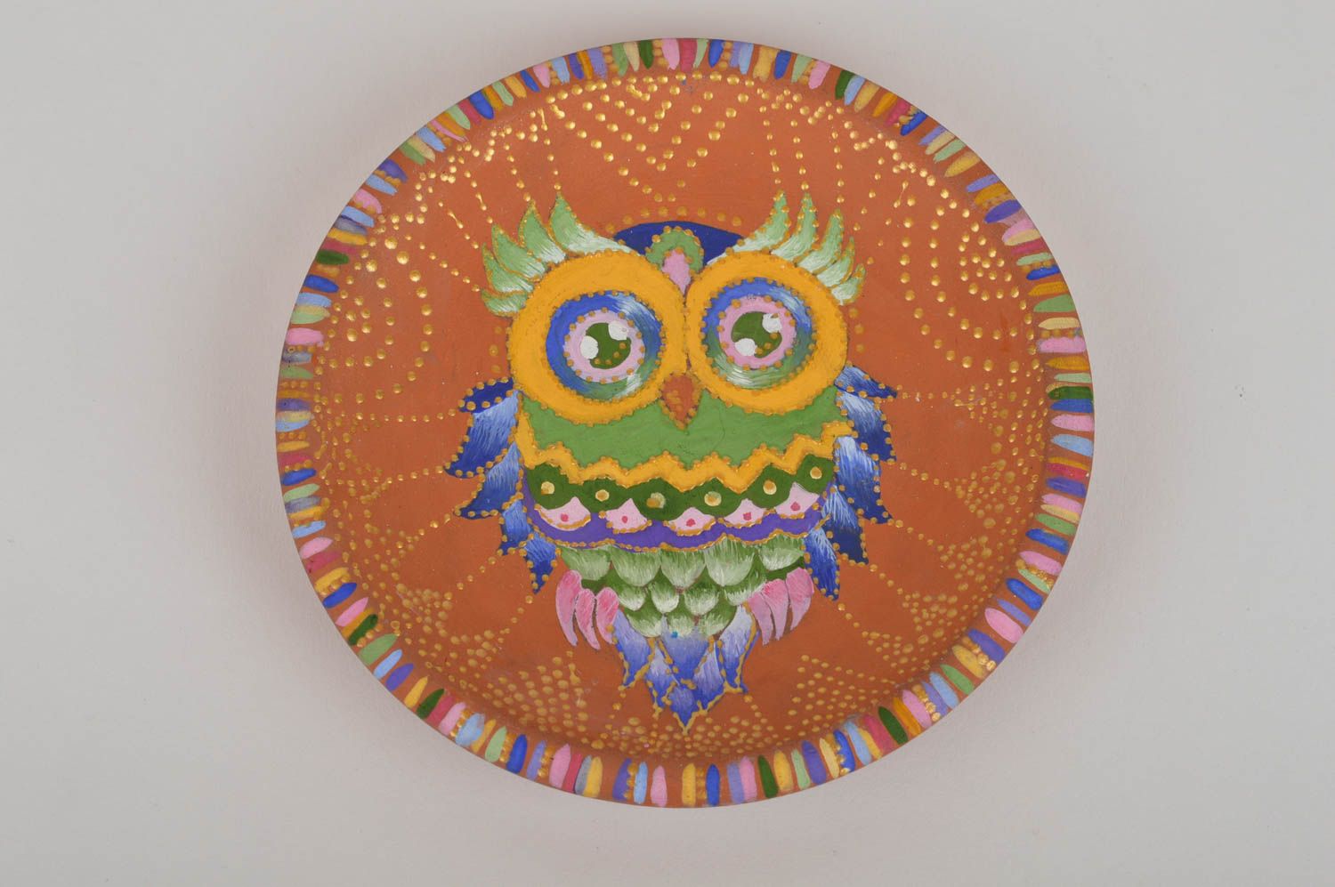 Assiette décorative en argile faite main avec hibou peinte d'acrylique photo 5