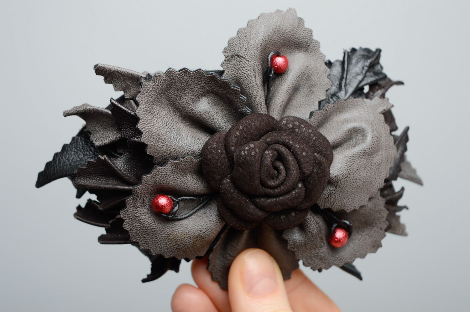 Gray leather flower hair clip photo 3