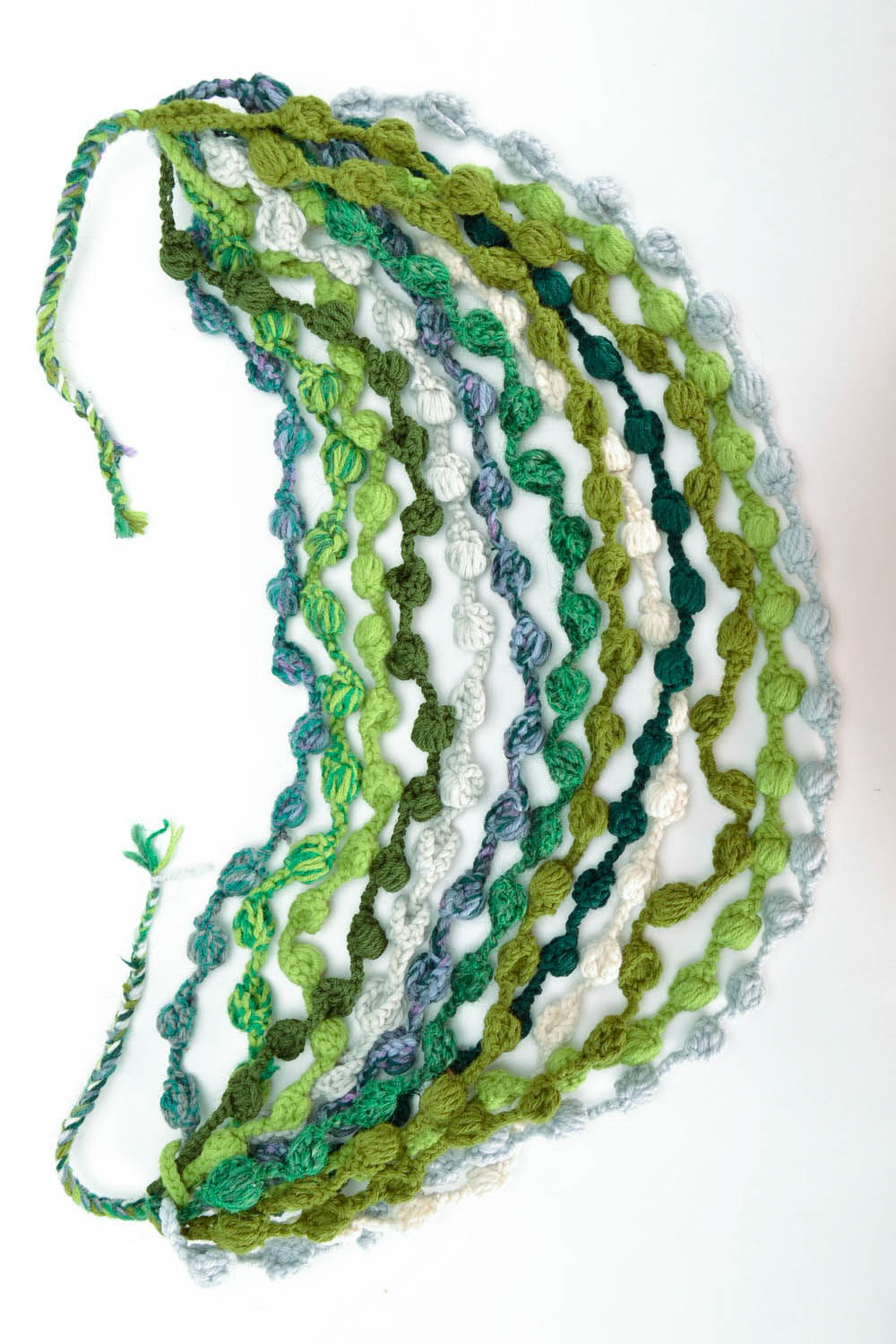 Crocheted bead necklace photo 4