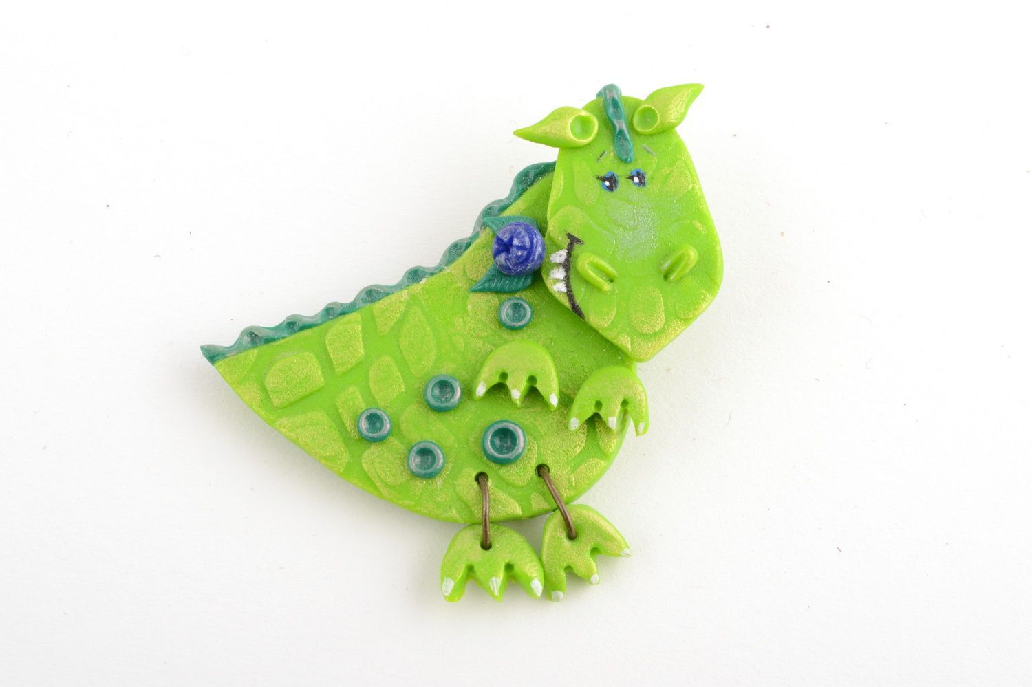 Broche de arcilla polimérica hecho a mano con forma de dragón verde infantil foto 2