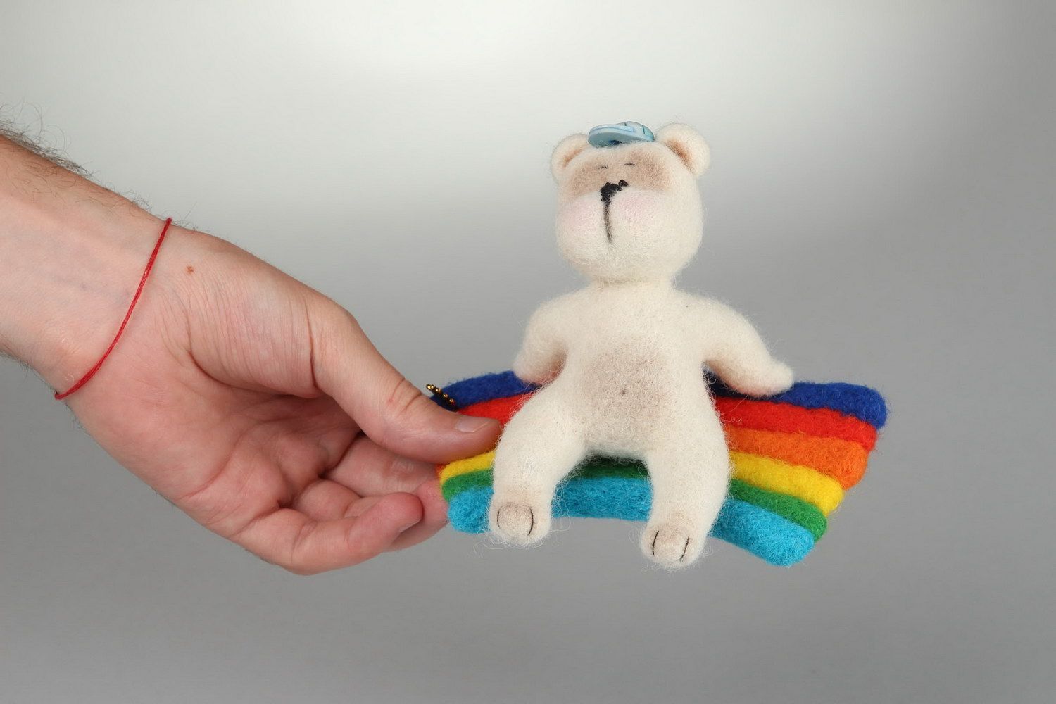 Мягкая игрушка из шерсти Мишка на радуге, валяние фото 4