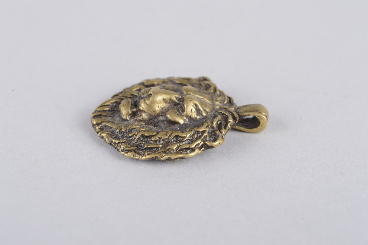 Handmade accessories bronze necklace metal pendant lion pendant metal jewelry  photo 4